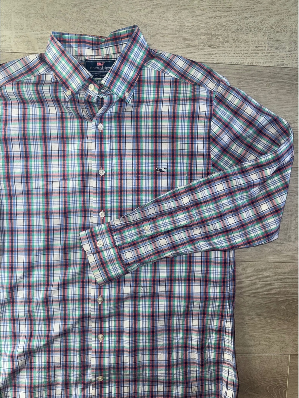Men's Vineyard Vines plaid slim fit button-down shirt size medium